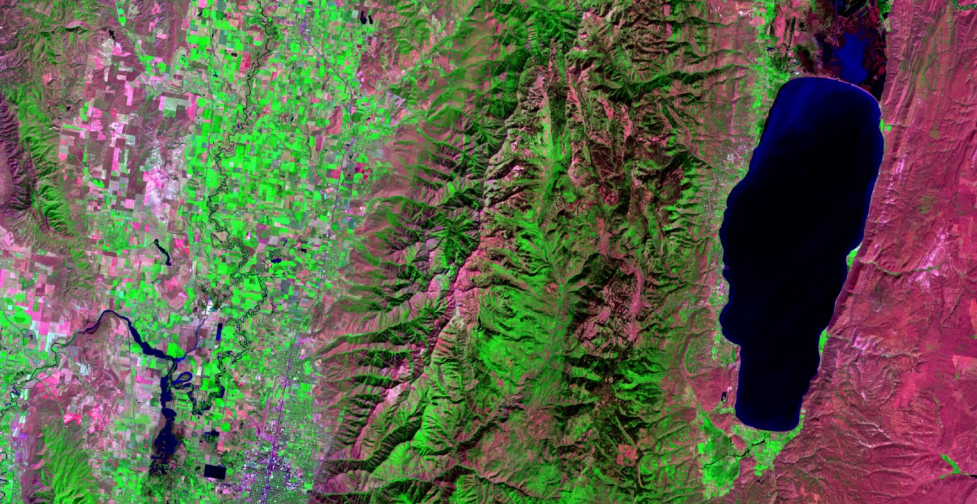 Mockups are not pixel perfect. How To Make A False Color Satellite Image In Qgis By Konrad Hafen Towards Data Science